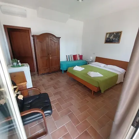 Agriturismo Fontelisa Farm stay